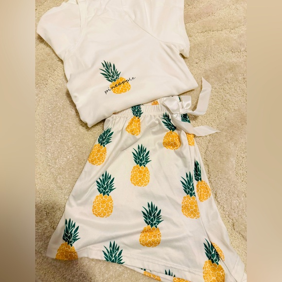 Pineapple pajama set - Picture 4 of 4